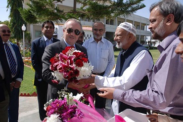 qalandar shaoor foundation